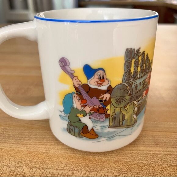 Coffee Mug Disney Snow White and Seven Dwarves Vintage Japan - Picture 11 of 11